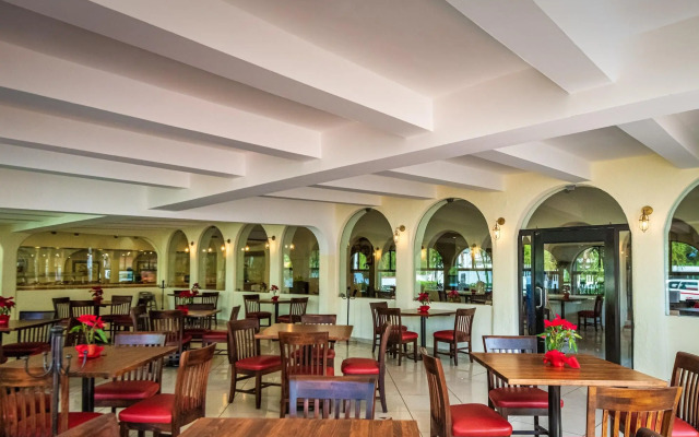 Cozumel Hotel & Resort, Trademark Collection by Wyndham