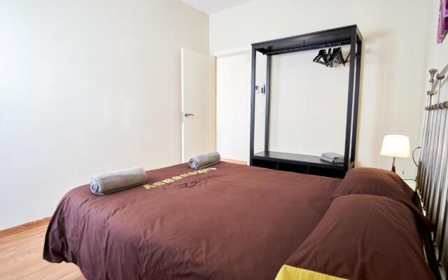 Resolana City Walls by Valcambre