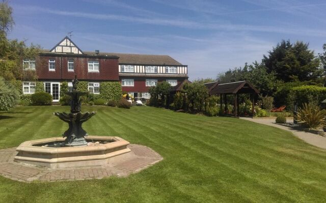 The Royal Chace Hotel