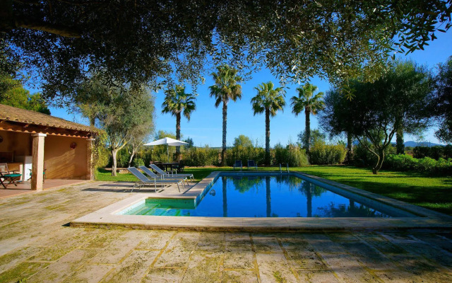 Bou Ros Finca Can Nadal