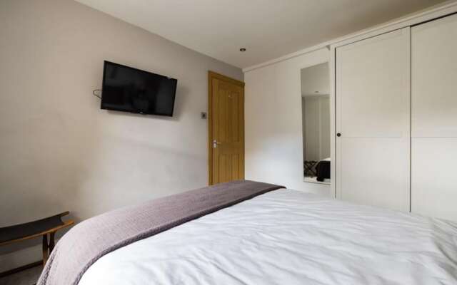 Modern Duplex Near Oxford Street