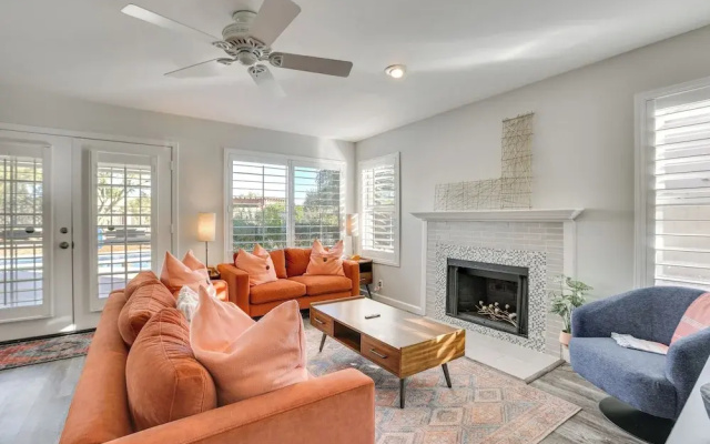 Hike & Golf! Cave Creek Retreat w/ Backyard Oasis