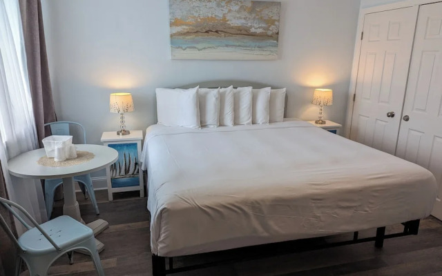 Daytona Inn And Suites