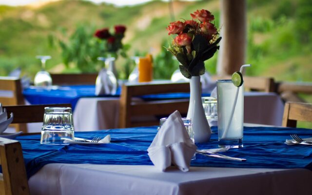 Blue Monkey Villas Resort & Ocean View