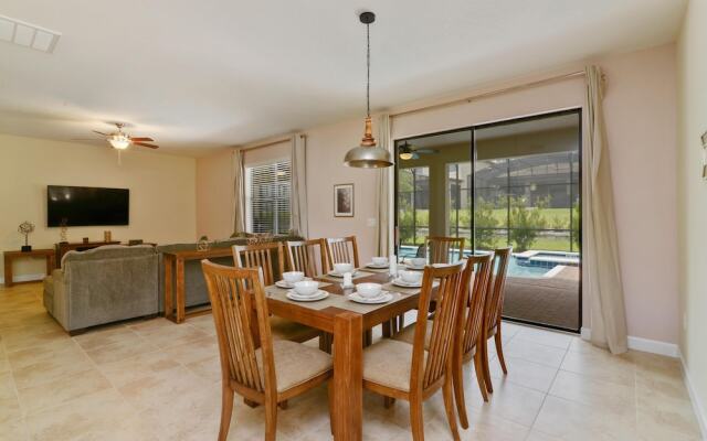 Sunny Vacations by VillaDirect