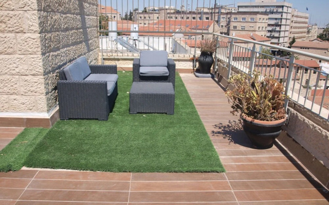 MBD7 - Kikar Hamusica - 12 Mevoh Beit David - Jerusalem-Rent