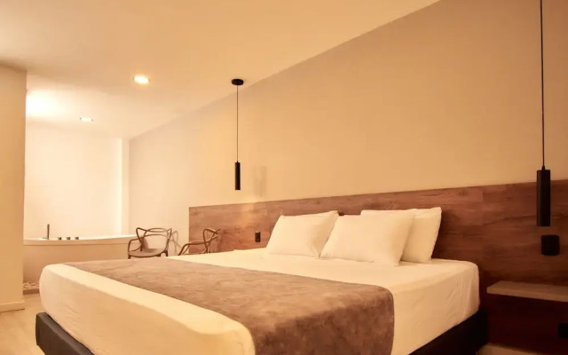 Fence by Bernalo Hotels