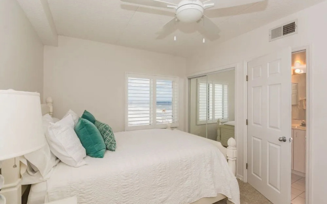 OC401 - Ocean Condo