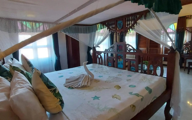 Tausi Palace Hotel