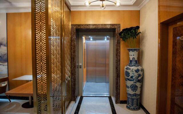 Mr.Liao Hotel