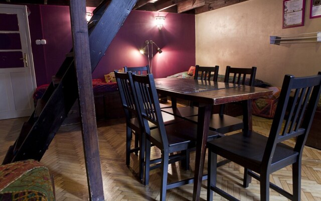 Aventura Boutique Hostel