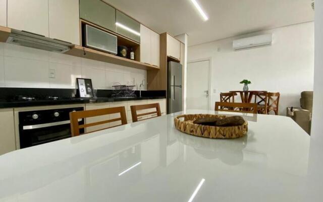 Apto 80m da Praia Grande vista mar!