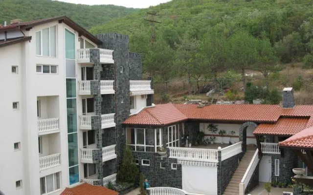 Grandview Apartments