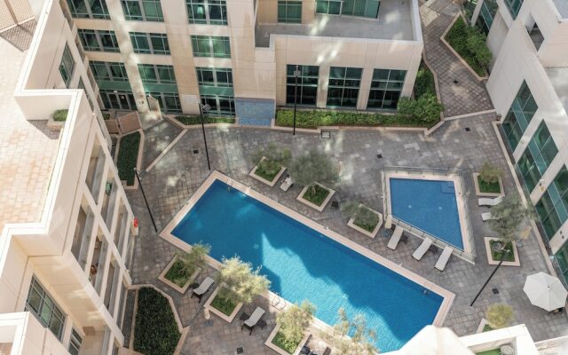 Lux BnB Burj Views