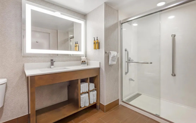 Best Western Plus Raleigh Crabtree Valley Hotel