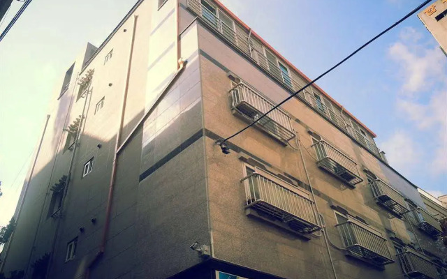 Stay Shinchon Hongdae