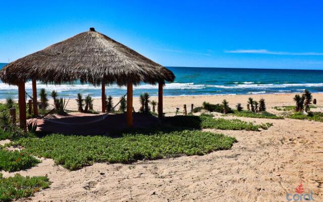 Casa Evita 4 Bedroom Beachfront Home