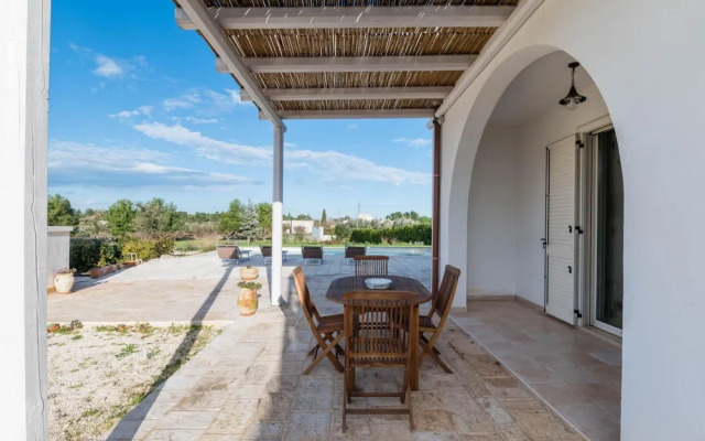 Villa Sara con Piscina by Wonderful Italy