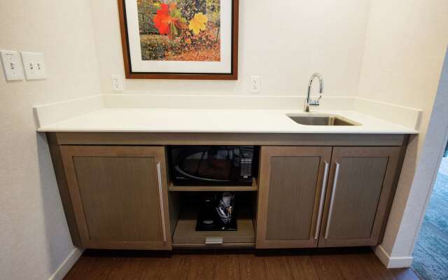 Hampton Inn and Suites Manchester