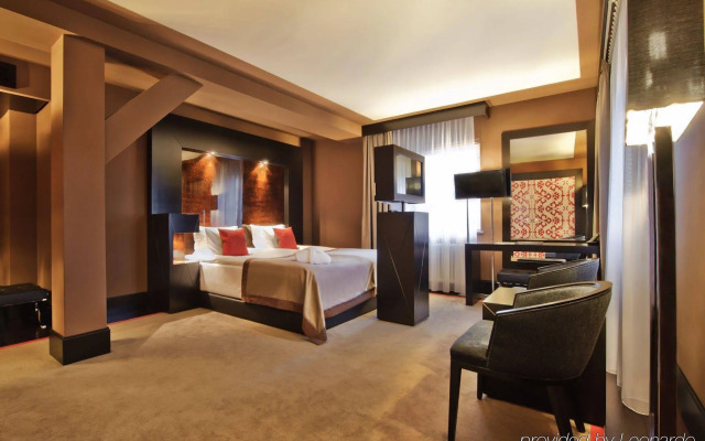 Platinum Palace Boutique Hotel & SPA