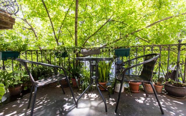Private Apartment in the center of Old Tbilisi