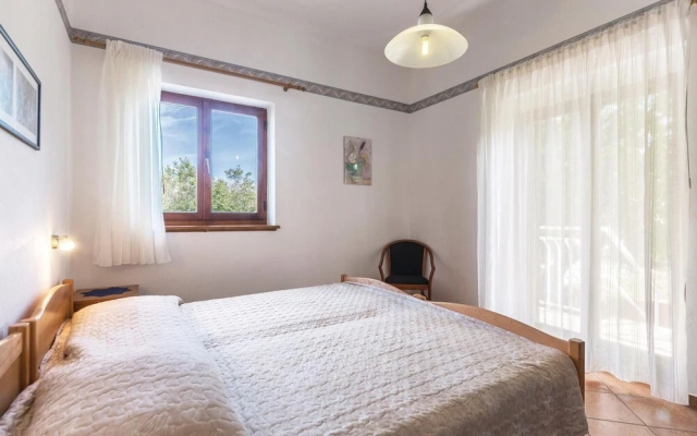 Beautiful Home in Labin With Wifi and 4 Bedrooms