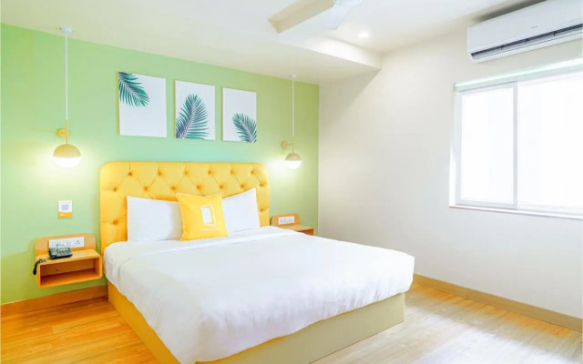 Bloom Hotel - Cyber Towers