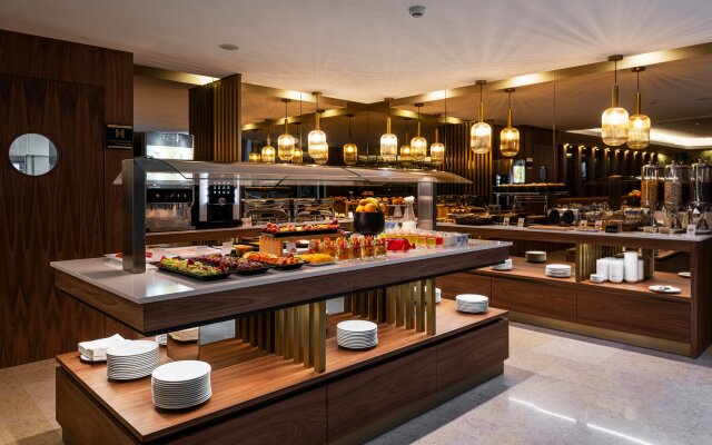 TURIM Oporto Hotel