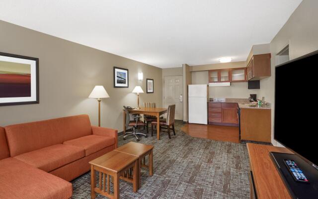 Staybridge Suites Memphis - Poplar Ave East, an IHG Hotel