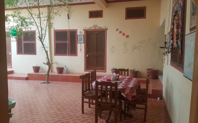 Vinayak Guest House