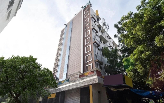 Jancy Residency By OYO Rooms