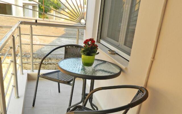 BLUE PHAISTOS APARTMENTS No1