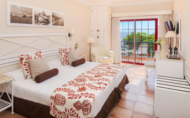Hotel Jardín Tecina