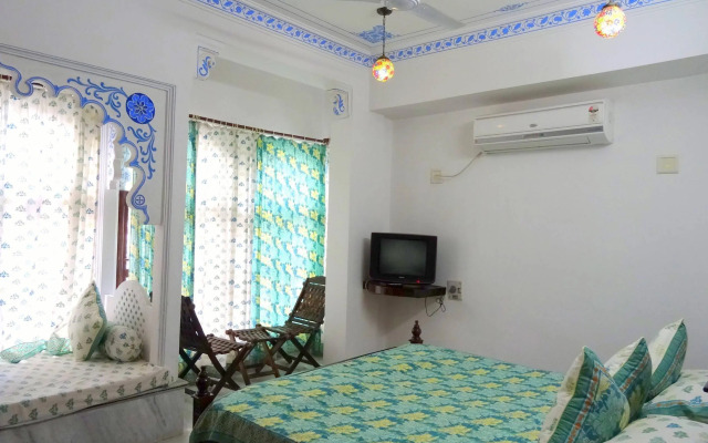 Hotel Pichola Haveli