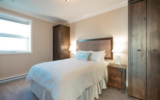 SookePoint Ocean Cottage Resort