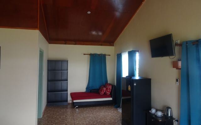 Vakaloa Beach Resort