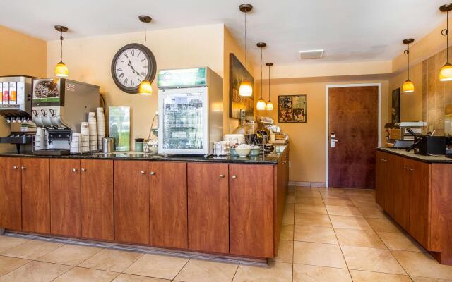 Maine Evergreen Hotel, Ascend Hotel Collection