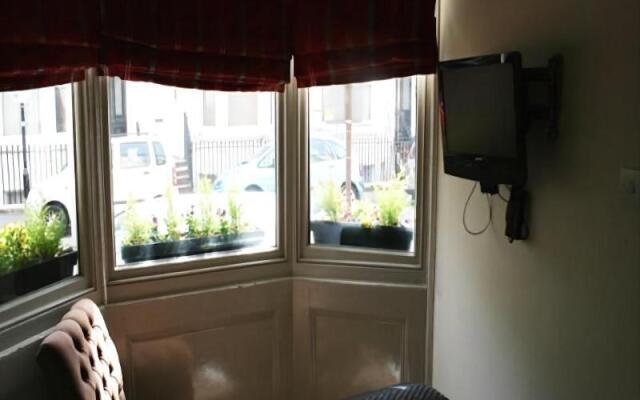 Grand Pier Guest House