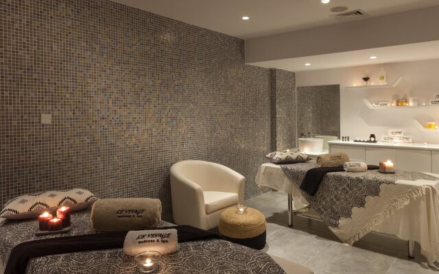 The Blue Ivy Hotel and Suites