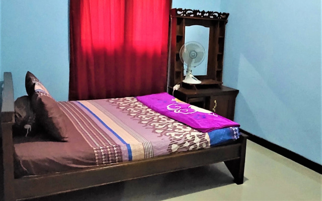 Homestay Griya Merpil - Hostel
