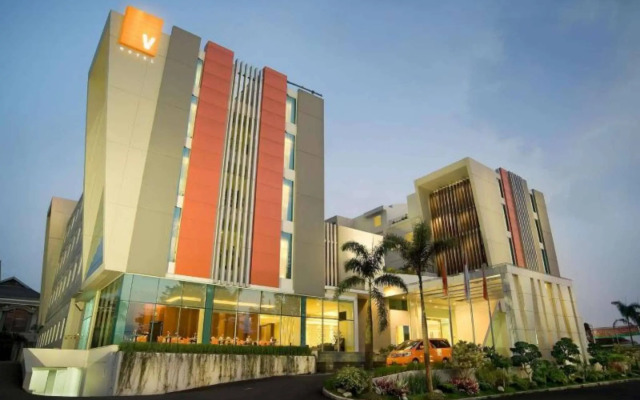 V Hotel & Residence Bandung