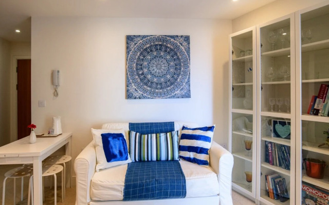 Ocean Breeze Apartment