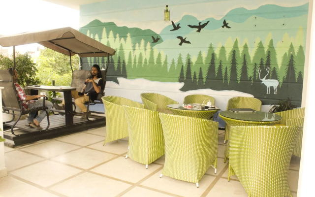 DATSTOP Hostel
