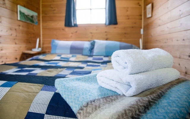 Abbey Shepherds Hut, Eye