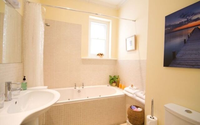 Cavendish Apartment