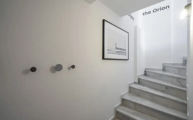 Kosmos Luxury Residences