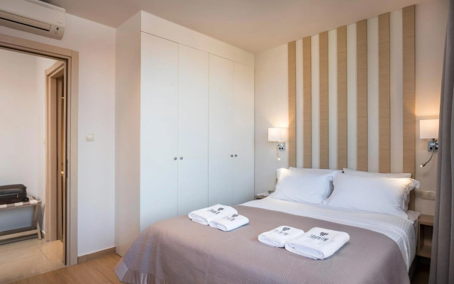 Trianon Luxury Apartments & Suites