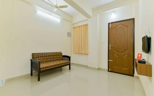 OYO 14879 Home Elegant 1BHK Kochi Airport