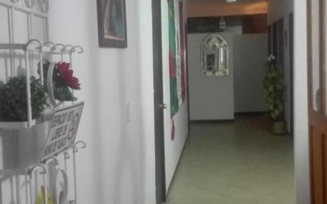 Zocalo Rooms - Hostel
