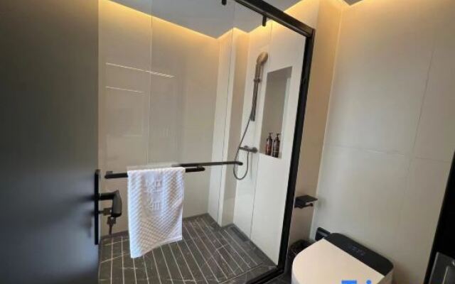 Shangri Boutique Hotel